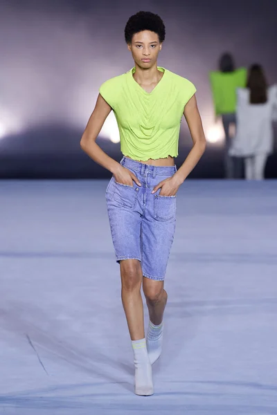 Look 66